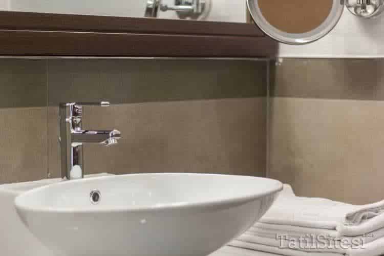 Mac Hotel Vazo Kule